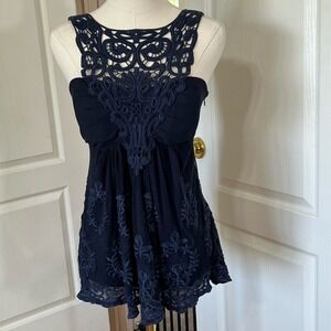 Muse for Boston Proper Women's Lace Overlay Crochet Tank Top Navy Blue‎ Size XS
